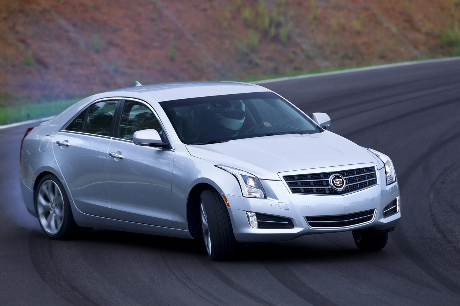 [Image: 2013-Cadillac-ATS-27%25255B5%25255D.jpg]