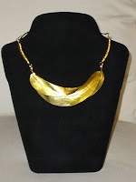 collana dorata mali.JPG