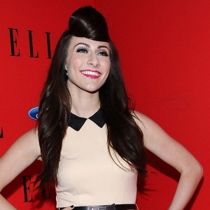 [165890_amy-heidemann-talks-snl-appearance-and-new-karmin-album-hello%255B3%255D.jpg]