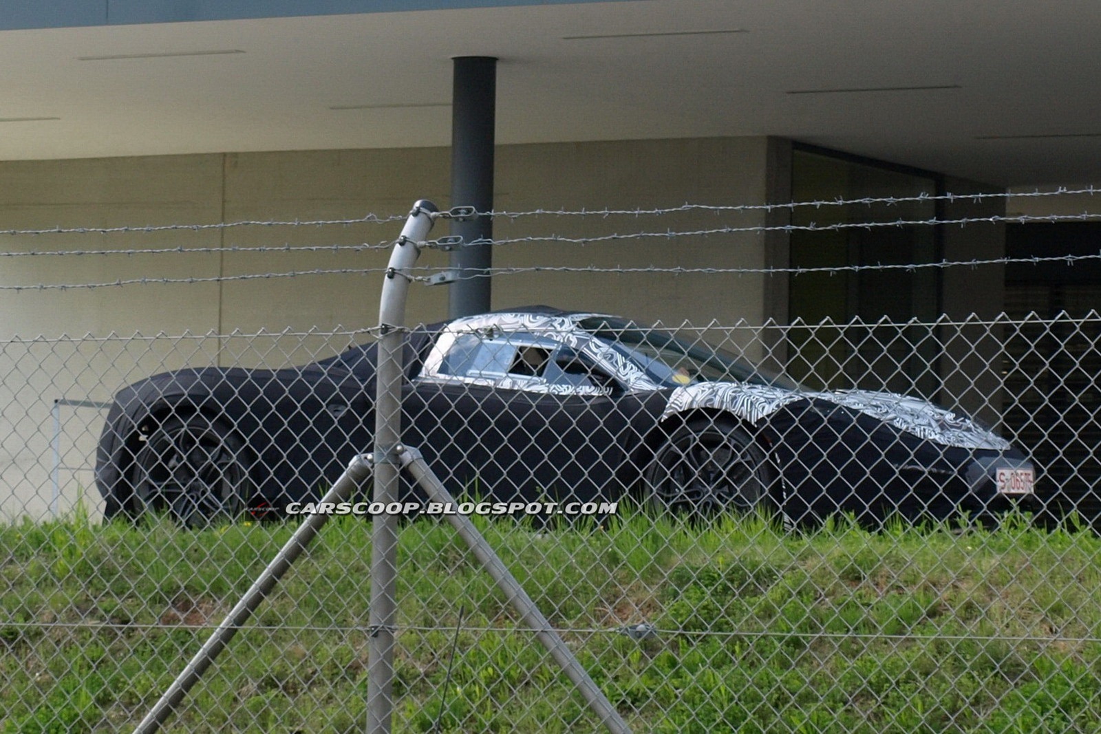 [New-McLaren-F1-4%255B3%255D%255B2%255D.jpg]