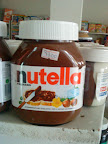 das große Nutellaglas für 8800 RWF = 12 Euro