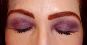 The Inspiration Eyeshadow Duo_Eyes Closed