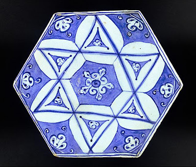 Tile | Origin: Turkey, Iznik | Period: circa 1520 | Collection: The Madina Collection of Islamic Art, gift of Camilla Chandler Frost (M.2002.1.137) | Type: Ceramic; Architectural element, Fritware, underglaze-painted, Height: 6 7/8 in. (17.46 cm)