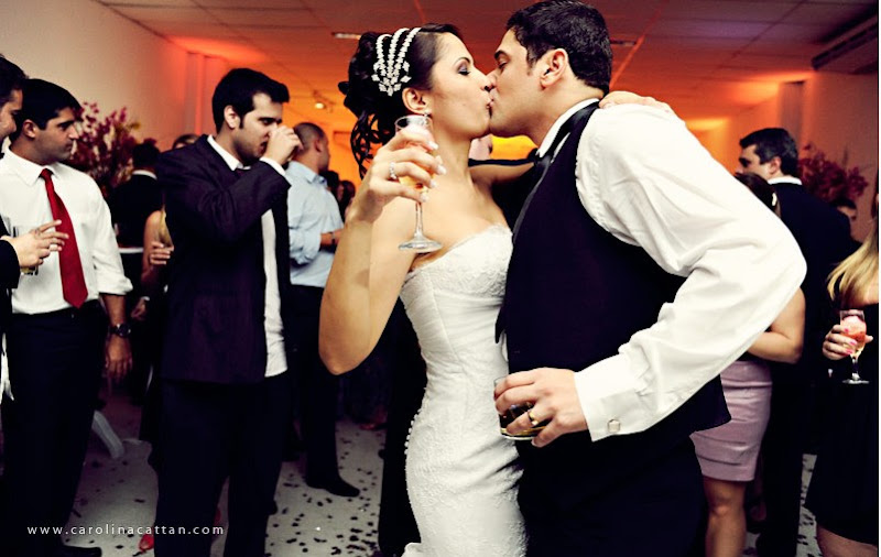 Foto número 19 de Casamento Michelle e Márcio no Espaço Horto da cerimonialista Liliane Cariello, do Rio de Janeiro, RJ, que faz cerimonial de casamentos, cerimonial de eventos, cerimonial de festas, cerimonial de 15 anos, cerimonial de bodas, cerimonial de eventos sociais, cerimonial de aniversários, decoração de casamento, decoração de festas de 15 anos, decoração de eventos sociais, decoração de aniversários, buffet de casamento, buffet de 15 anos, buffet festas, buffet eventos e assessoria cerimonial. Fotos de Casamento Michelle e Márcio no Espaço Horto. Foto numero 19 da cerimonialista Liliane Cariello, do Rio de Janeiro, RJ, que faz cerimonial de casamentos, cerimonial de eventos, cerimonial de festas, cerimonial de 15 anos, cerimonial de bodas, cerimonial de eventos sociais, cerimonial de aniversários, decoração de casamento, decoração de festas de 15 anos, decoração de eventos sociais, decoração de aniversários, buffet de casamento, buffet de 15 anos, buffet festas, buffet eventos e assessoria cerimonial. Espaço Horto Liliane Cariello Casamento cerimonial casamento cerimonialista eventos casamentos rio lembrancinhas de passo a fotos bolos arranjos mesas para albuns fotografias catering casamento0000000012: buffet pra