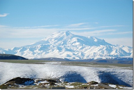 Mount_Elbrus_May_2008_thumb