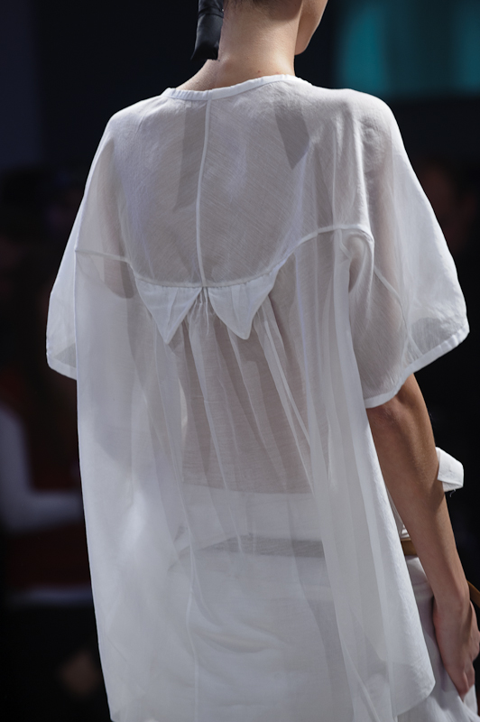 Elena BURENINA, UFW, ss 2012 Фото Сергея Черникова