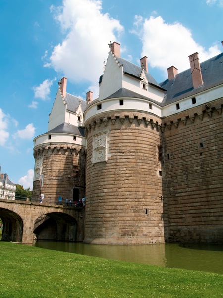 2011-07-31 Voyage France l’entrée du château.jpg 2011 07 31 Voyage France l entrée du château
