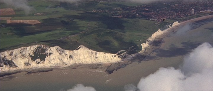 [BoB-Diving-over-Dover2.jpg]