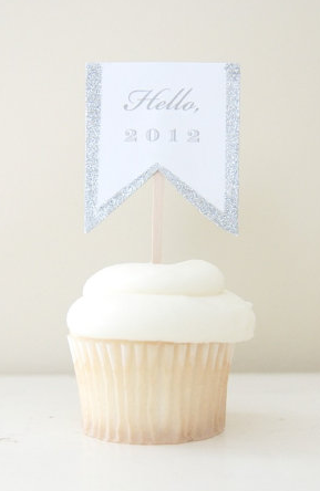 [2012-cupcake-topper3.png]
