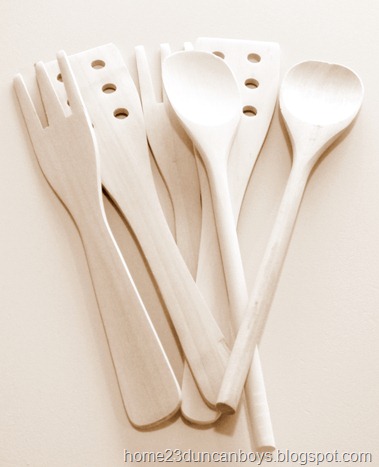 painted wooden spoons1