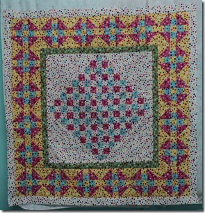 Going Dotty Medellion Friendship quilt. Going Dotty Medellion Friendship quilt.