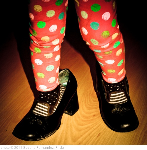 'Walking in my shoes' photo (c) 2011, Susana Fernandez - license: http://creativecommons.org/licenses/by-nd/2.0/