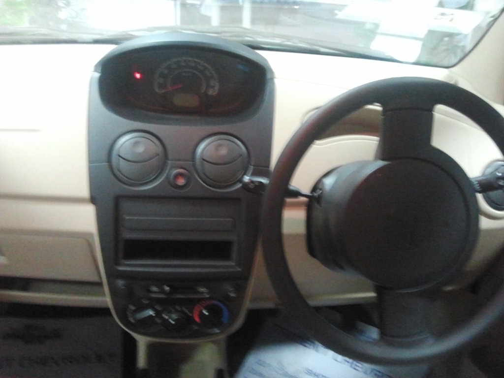 [Chevy%2520Spark%2520interiors%255B4%255D.jpg]