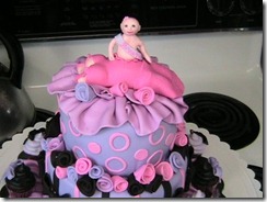 baby shower cake roses