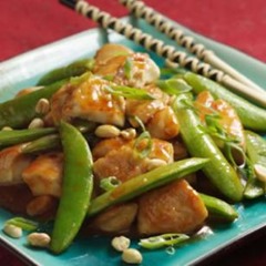 Sichual-Style Chicken with Peanuts Sichual-Style Chicken with Peanuts