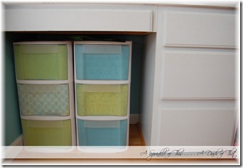 Plastic storage drawers after {A Sprinkle of This . . . . A Dash of That} Plastic storage drawers after {A Sprinkle of This . . . . A Dash of That}