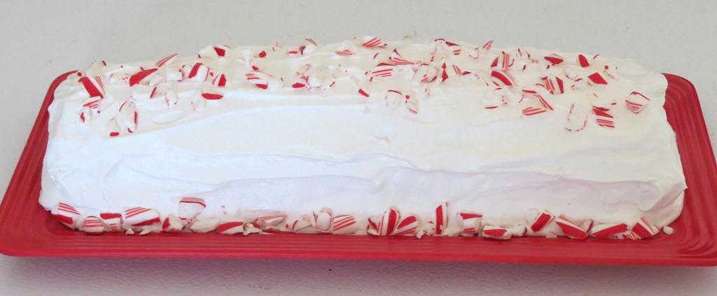 [Peppermint%2520Angel%2520Food%2520Cake%2520Roll%255B9%255D.jpg]