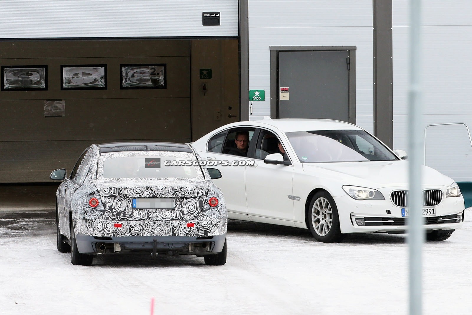 [2016-BMW-7-Series-9%255B3%255D.jpg]