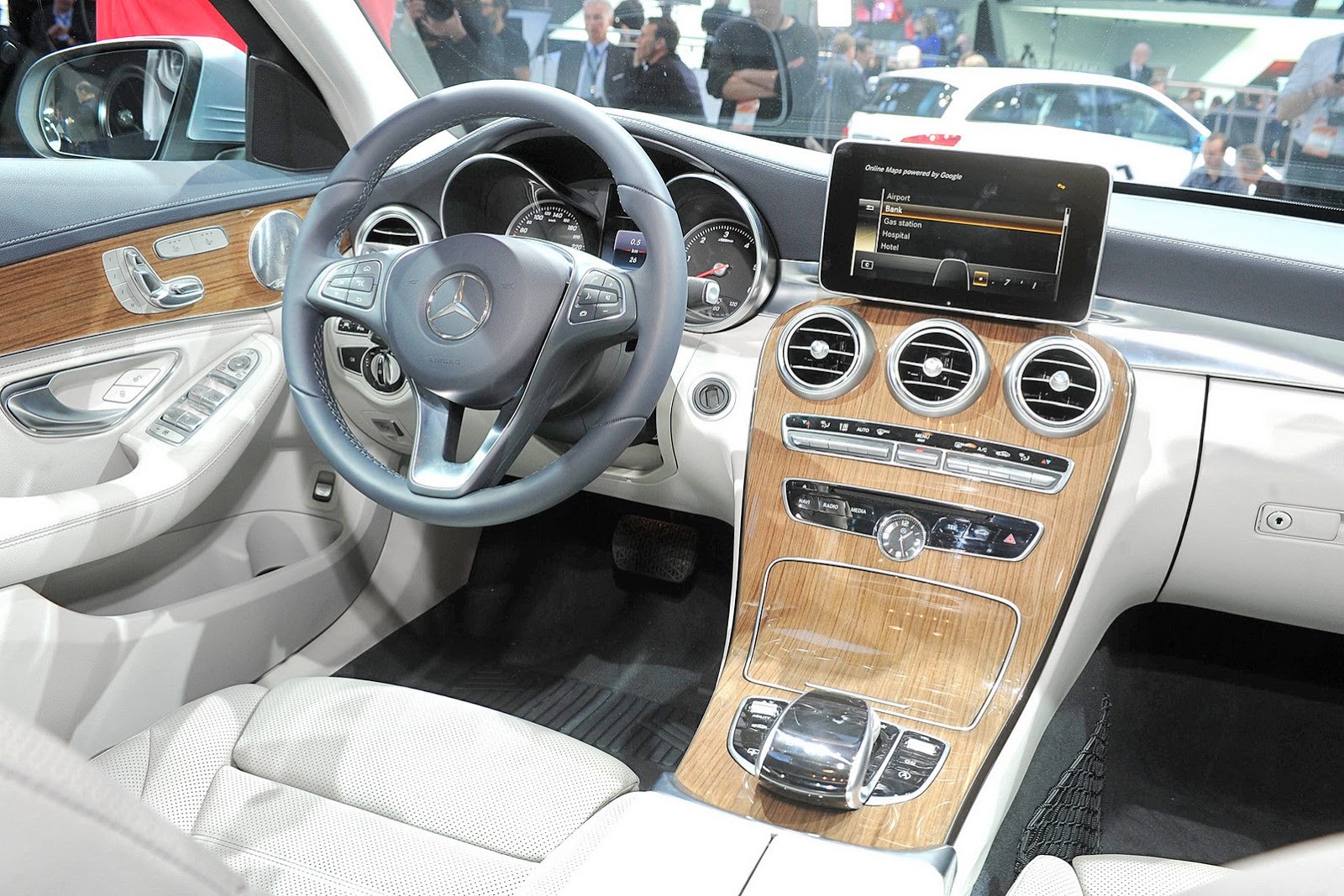 [Mercedes-Benz-C-Class-AMG-package-3%255B2%255D.jpg]