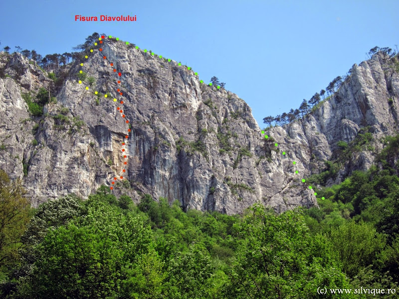 2013.05.2 - Herculane - Tr Fisura Diavolului din Peretele Soimilor