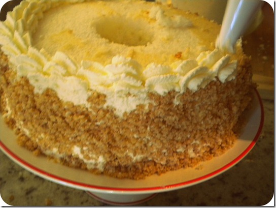 mixed-berry-angel-food-cake-4 mixed-berry-angel-food-cake-4