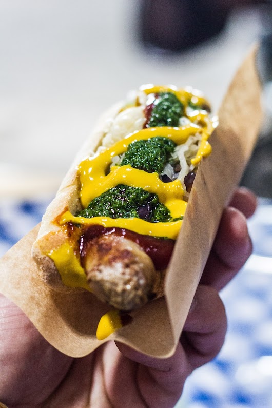 Hotdog hos Copenhagen Street Food - Mikkel Baekgaards Madblog