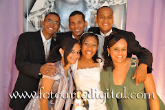 Fotos do evento Raysa e Tharsis. Foto numero 91 do estudio Foto Arte Digital, de Itaborai, RJ, que faz fotografia de casamentos (fotos de casamento), fotos de aniversario (fotografia de aniversario), fotos de 15 anos, fotos de criancas (fotografia infantil), fotos de eventos sociais, videos de casamento, videos de 15 anos, videos de making-of, videos de aniversario, video infantil (video de criancas) e videos de eventos sociais. Fotojornalismo e videojornalismo em Itaborai, RJ.