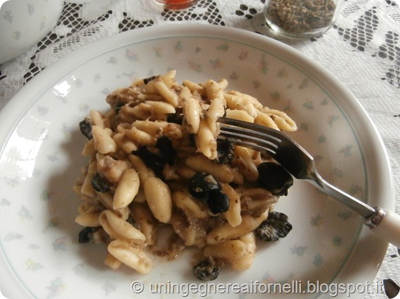 pasta primo cavatelli melanzane aubergines rana pescatrice coda rospo monkfish olive olives capperi polvere capers powder pasta primo cavatelli melanzane aubergines rana pescatrice coda rospo monkfish olive olives capperi polvere capers powder