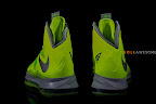 Upcoming Nike LeBron X Volt Dunkman New Photos nike lebron 10 gr atomic volt dunkman 2 08 Upcoming Nike LeBron X Volt Dunkman New Photos