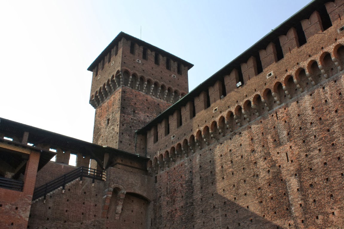 [Curtain%2520walls%2520Castello%2520Sforzesco%255B3%255D.jpg]