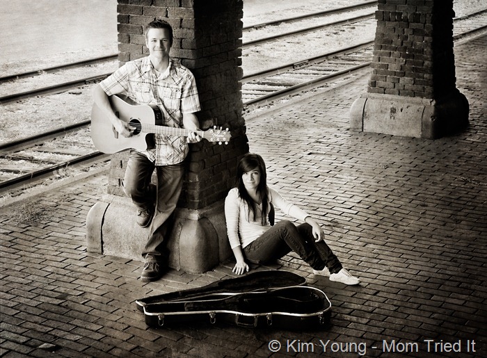 [Dillon-and-Leea-02-bw-web%255B20%255D.jpg]