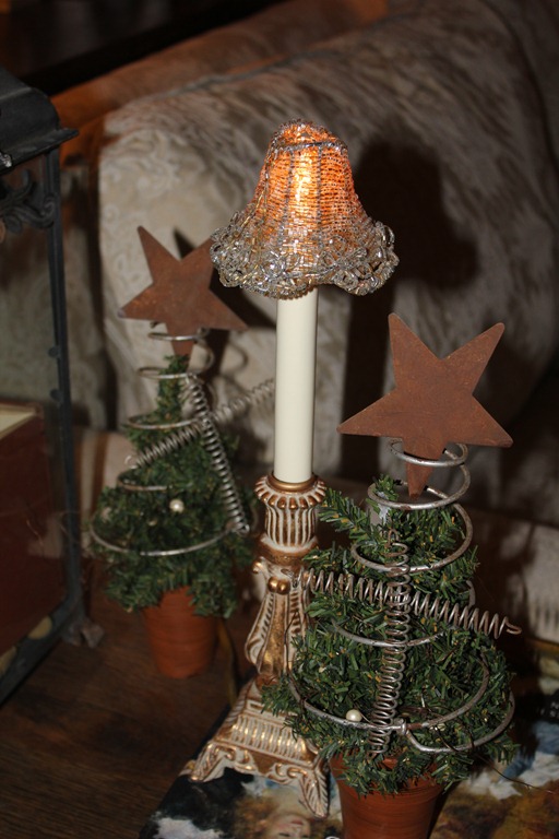 [christmas%2520little%2520trees%2520bed%2520springs%255B6%255D.jpg]