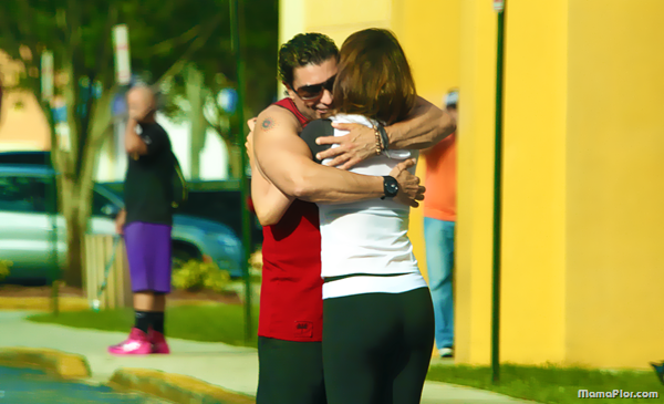 Abrazando a un amigo