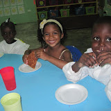 Chinaida, Blaini and Carlos Miguel are chowing down!