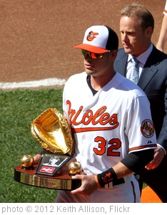 'Matt Wieters Gold Glove Award' photo (c) 2012, Keith Allison - license: http://creativecommons.org/licenses/by-sa/2.0/