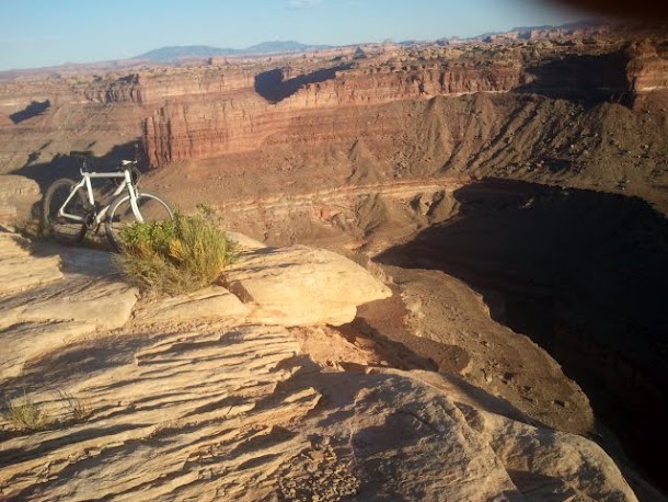 Mountain Biking to Colorado River Overlook in Canyonlands National Park - Needles Section.32.jpg