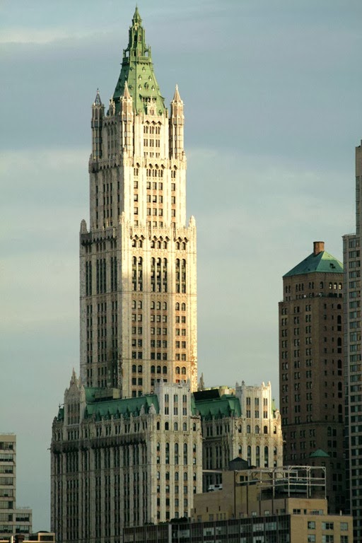 [Woolworth_Building_by_themindofmadne%255B1%255D.jpg]