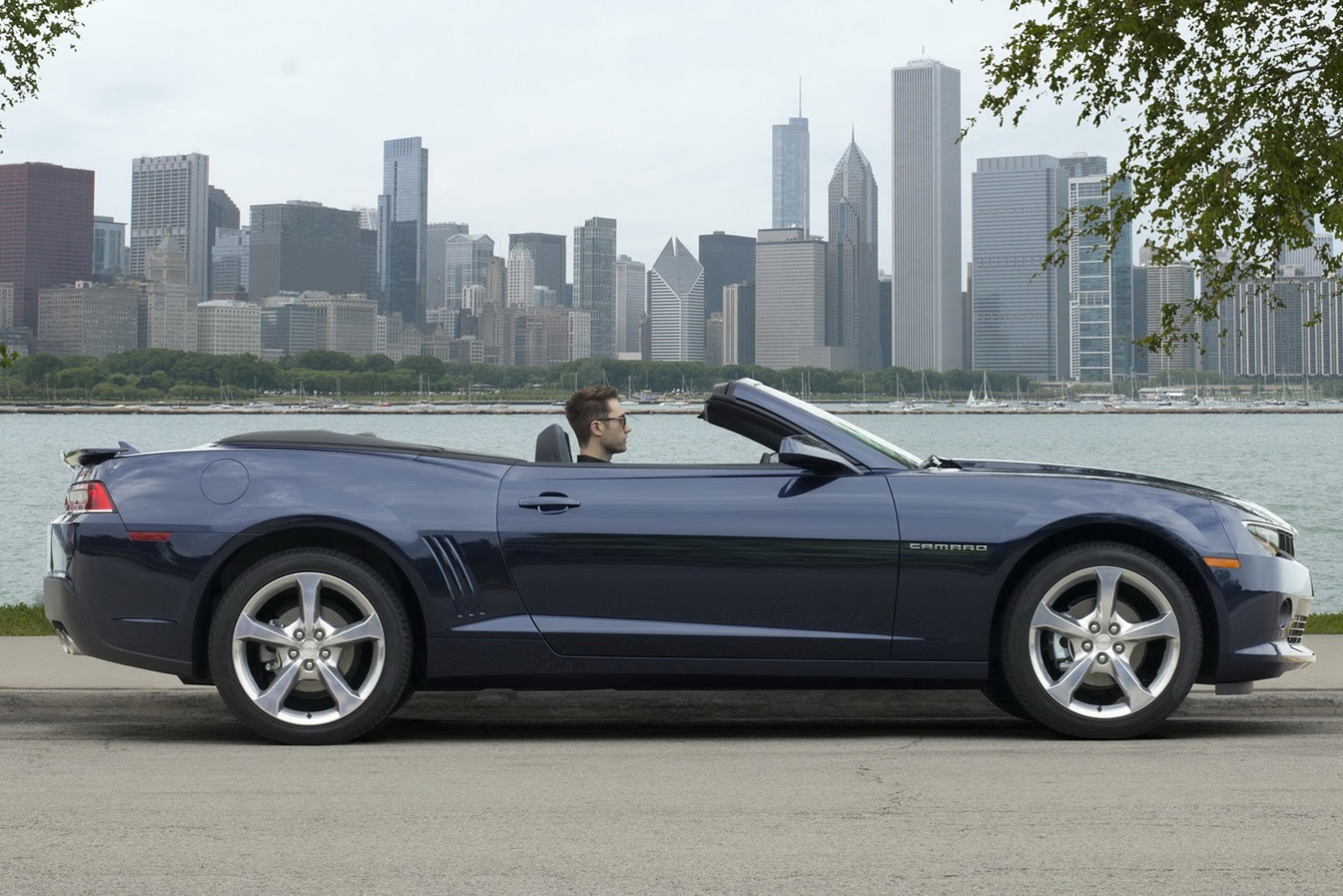 [Chevrolet-Camaro-Convertible-28756554%255B3%255D.jpg]