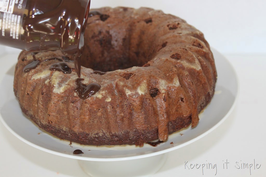 [%2523ad%2520chocolate-fudge-cake-with-Dove-Fruit-Toppings%2520%25287%2529%255B3%255D.jpg]