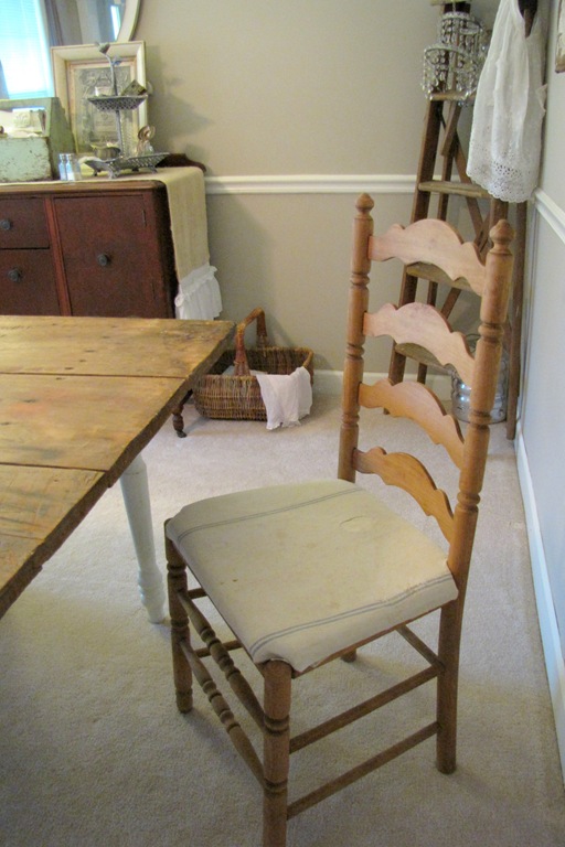 [brown%2520chair%25201%255B6%255D.jpg]