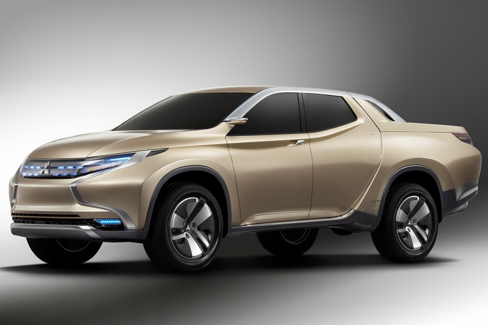 [Mitsubishi-Hybrid-Pickup-6%255B2%255D.jpg]