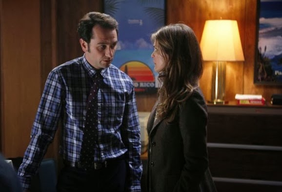 THE AMERICANS -- The Cardinal -- Episode 2 (Airs Wednesday, March 5, 10:00 PM e/p) -- Pictured: (L-R) Matthew Rhys as Philip Jennings, Keri Russell as Elizabeth Jennings -- CR: Craig Blankenhorn/FX 