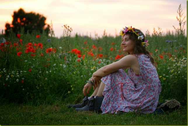 sitting in flowers summer bliss Johnny Loves Rosie Summertime floral crown
