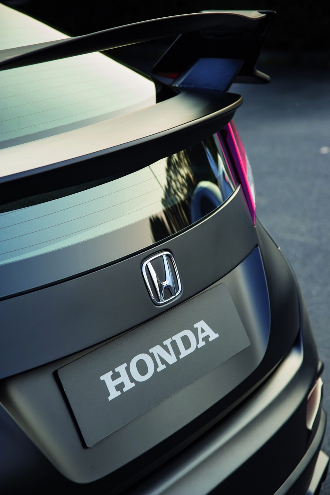 [2015-Honda-Civic-Type-R-Turbo-24%255B3%255D.jpg]