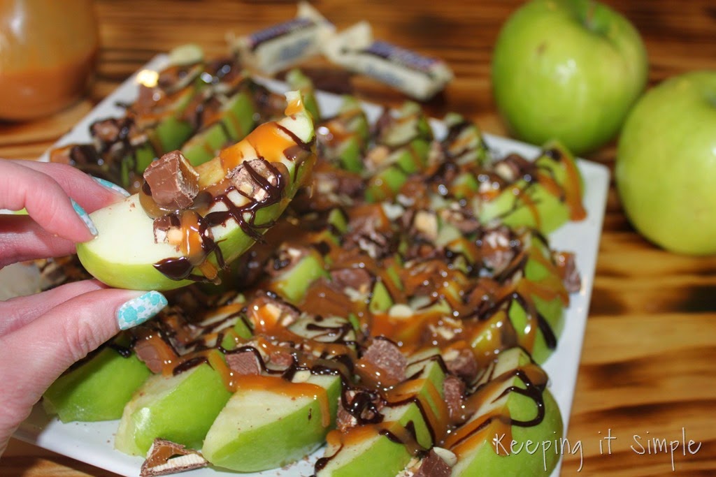 [%2523ad%2520Apple-SNICKERS%25C2%25AE-Delight%2520%2523WhenImHungry%2520%25289%2529%255B3%255D.jpg]