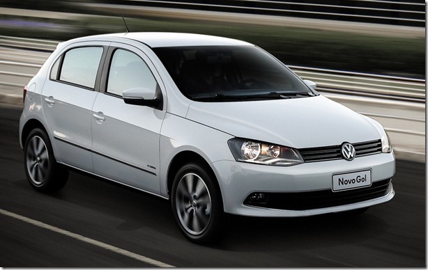 Eis os novos Volkswagen Gol e Voyage 2013 (15)[2]