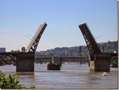 IMG_3259 Burnside Bridge in Portland, Oregon on June 5, 2010