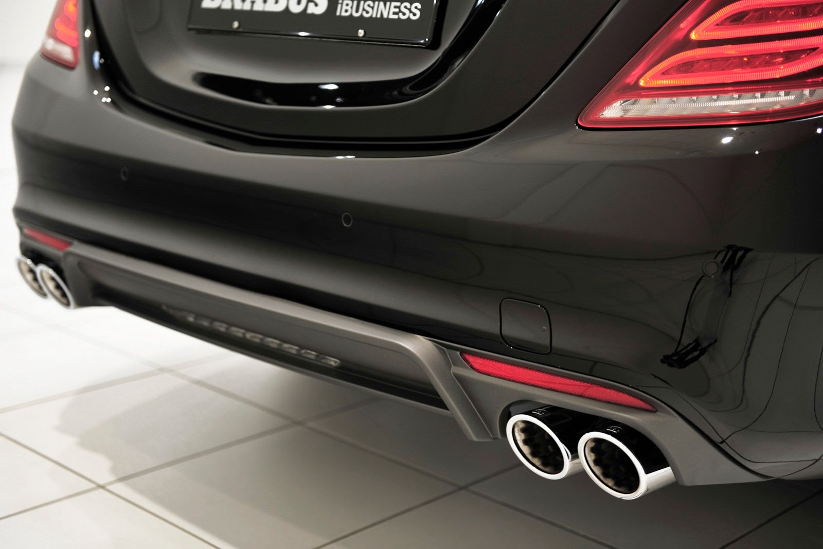 [Brabus-850-Biturbo-iBusiness-11%255B2%255D.jpg]