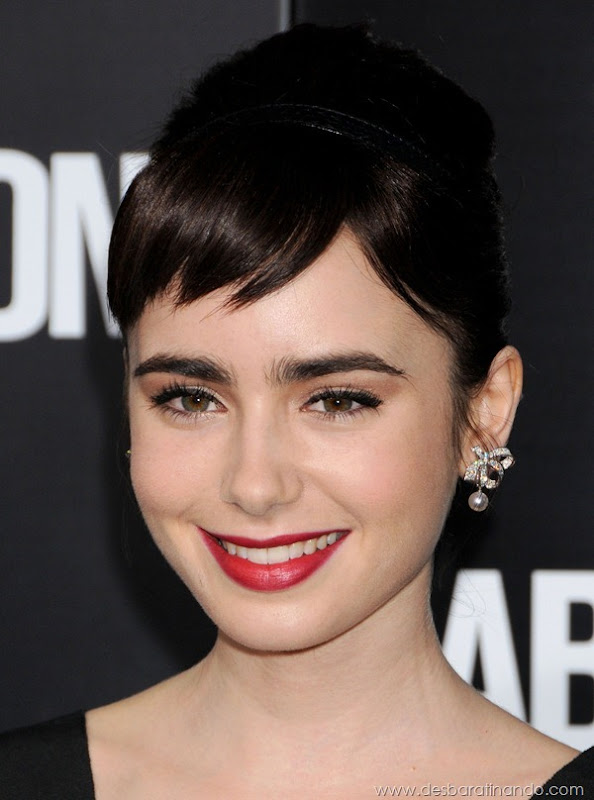 lily-collins-linda-sensual-sexy-lady-desbaratinando-sexta-proibida (33) lily-collins-linda-sensual-sexy-lady-desbaratinando-sexta-proibida (33)