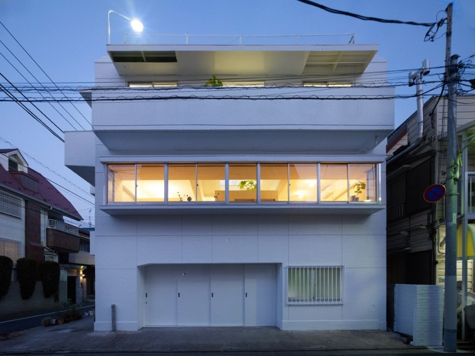 [house-in-megurohoncho-by-torafu-architects%255B12%255D.jpg]